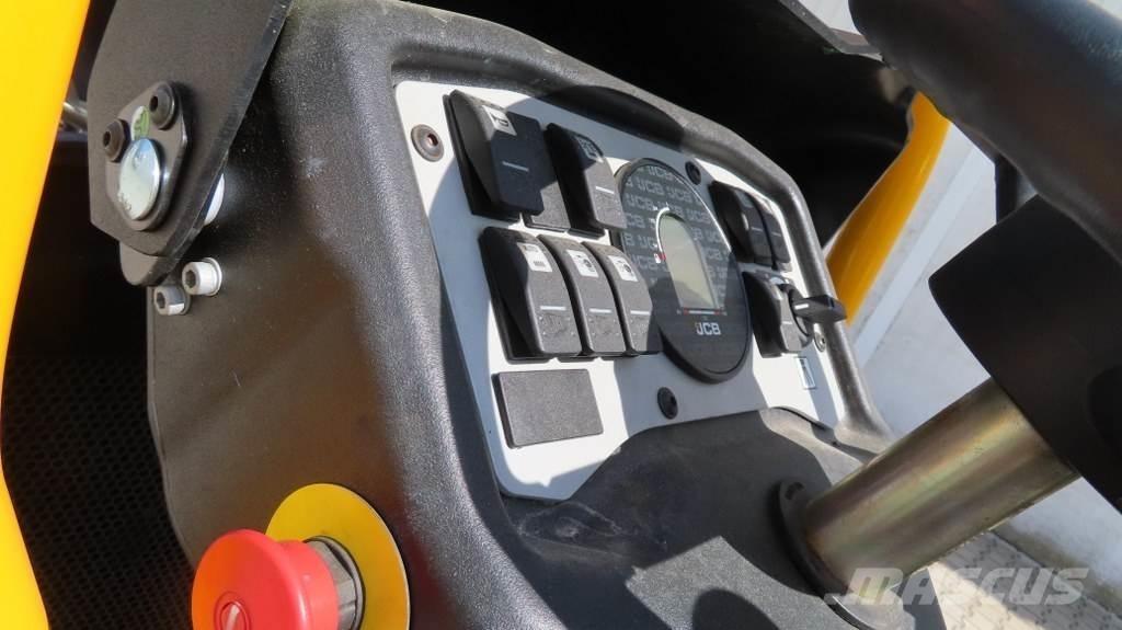 JCB CT260-120 Çift tamburlu silindirler