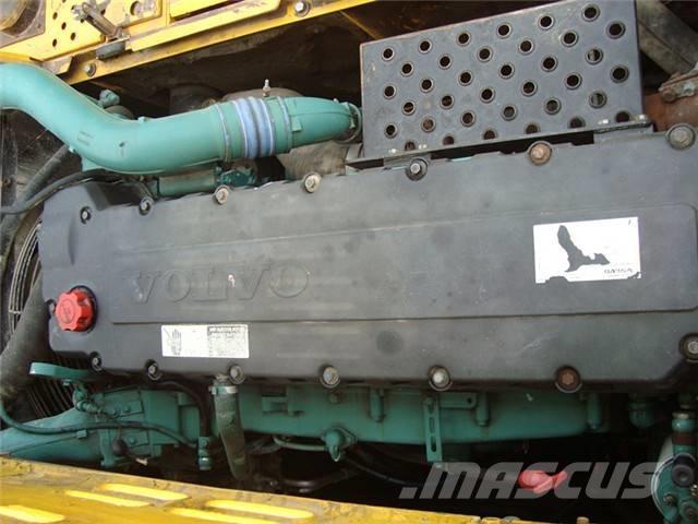 Volvo EC 460 B LC Paletli ekskavatörler