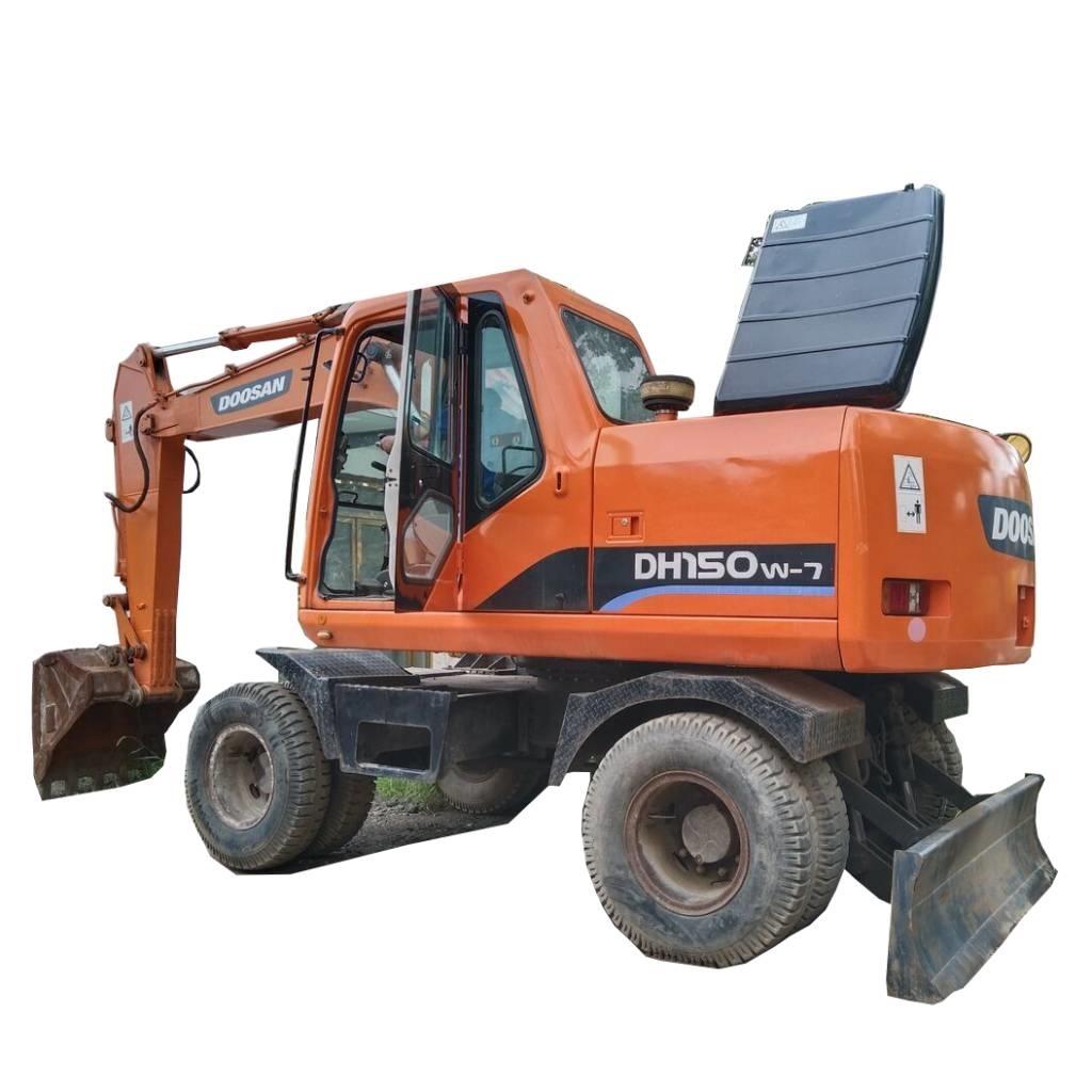Doosan DH 150 W-7 Lastik tekerli ekskavatörler