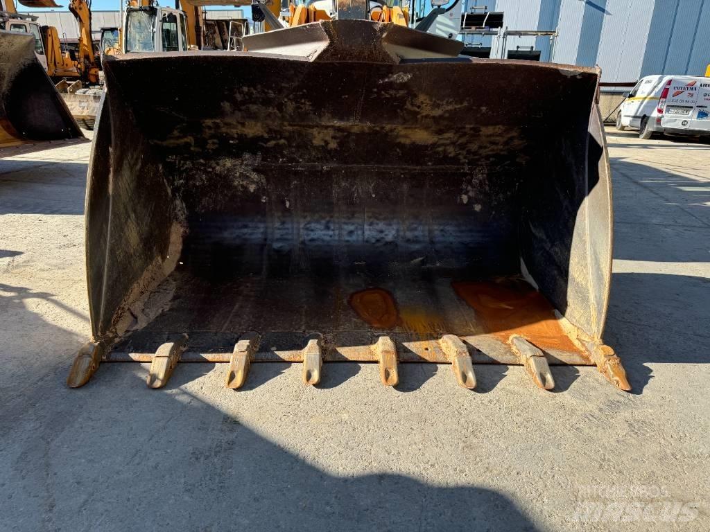 Liebherr L 576 Tekerlekli yükleyiciler