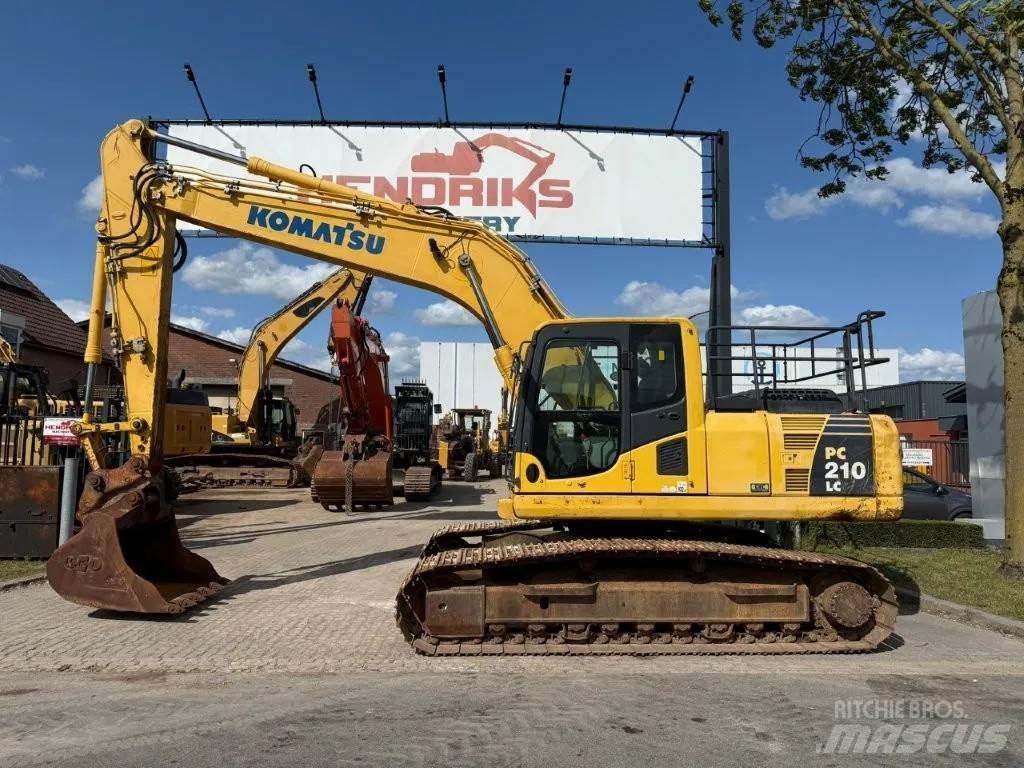 Komatsu PC210LC-8 Paletli ekskavatörler