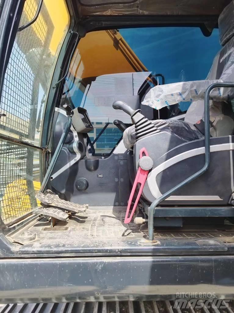 Hyundai R220LC-9S Paletli ekskavatörler