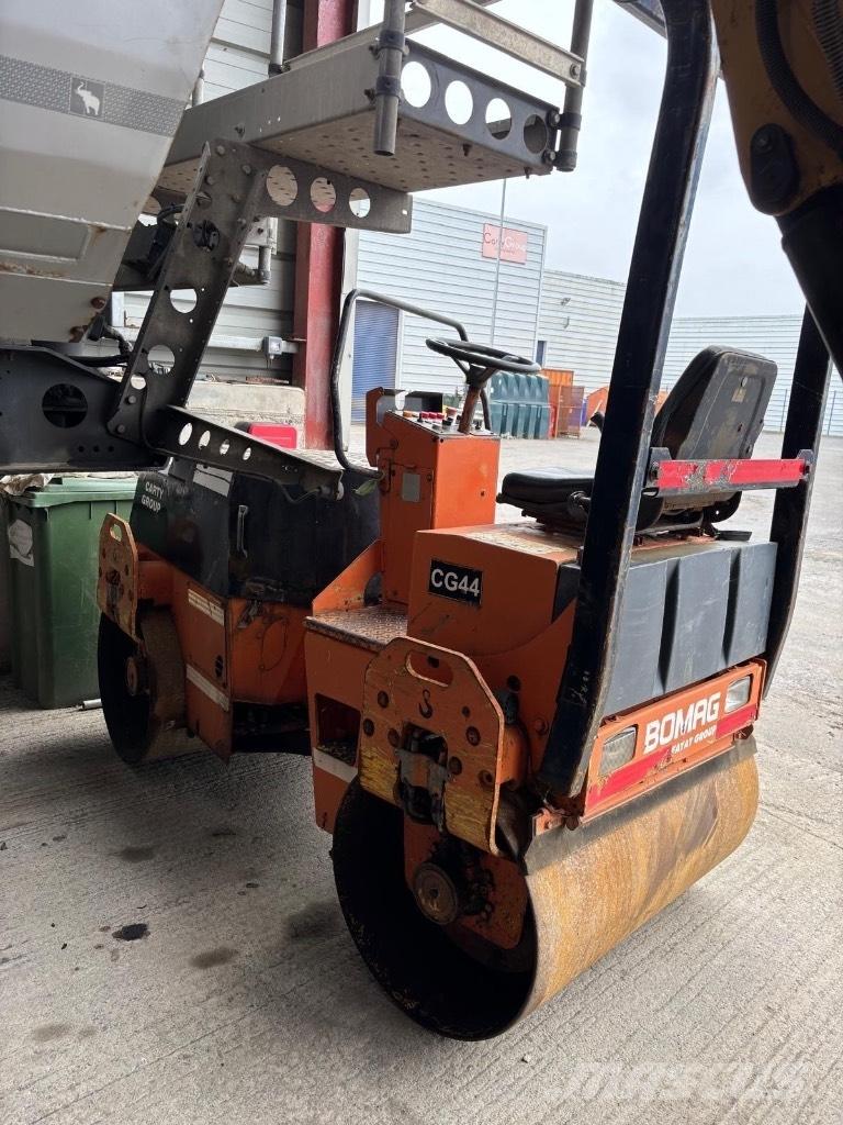 Bomag BW120 AD-3 Çift tamburlu silindirler