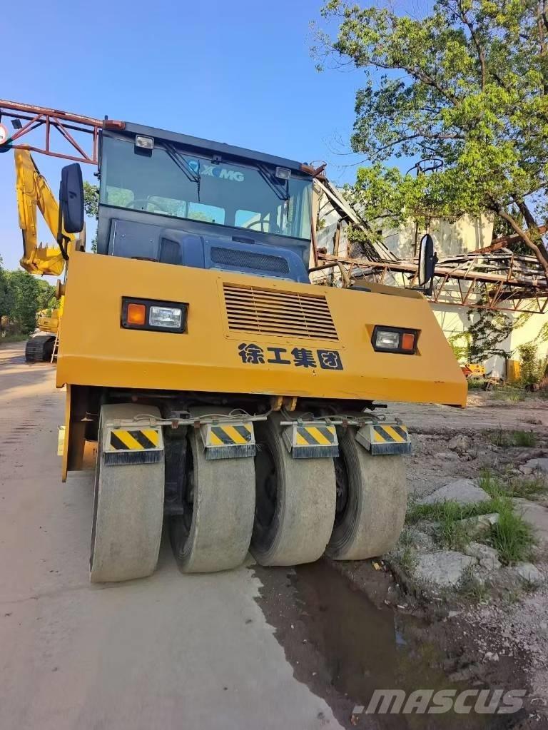 XCMG XP 263 Pnömatik lastikli silindirler