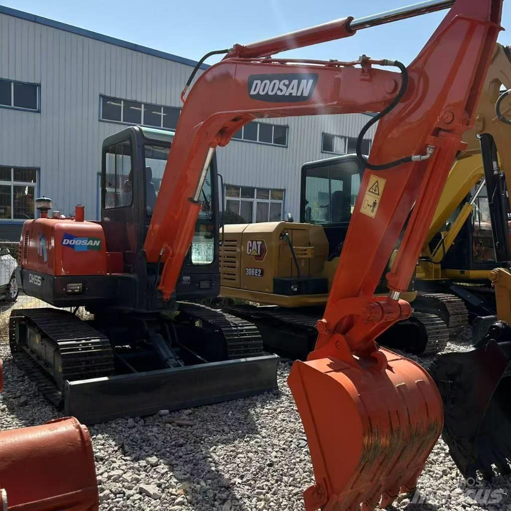 Doosan 55 Paletli ekskavatörler