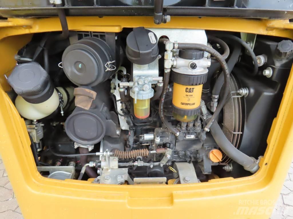 CAT 301.7 D Mini ekskavatörler, 7 tona dek