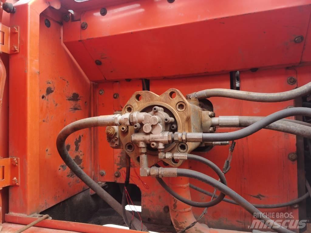 Doosan DX 300 LC Paletli ekskavatörler