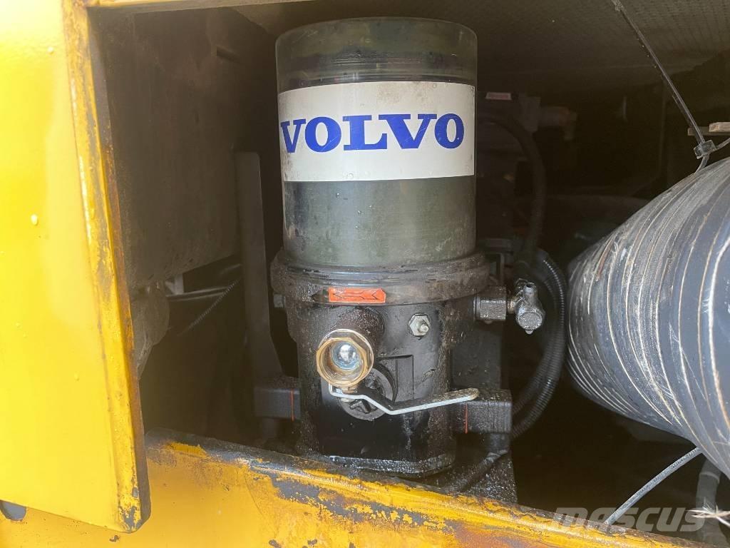 Volvo ABG 6820 Asfalt sericiler