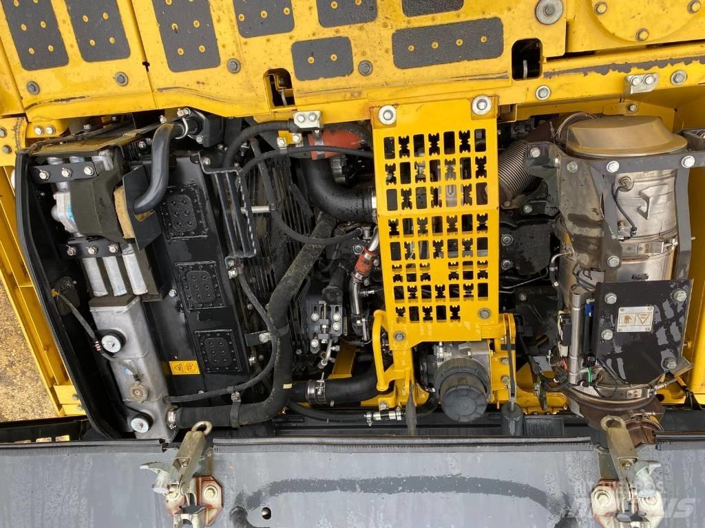 Komatsu PC240LC-10 Uzun bomlu ekskavatörler