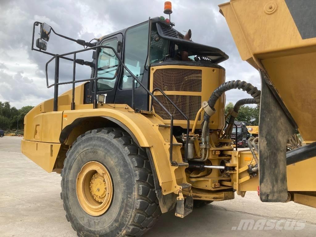 CAT 745 Belden kirma kaya kamyonu