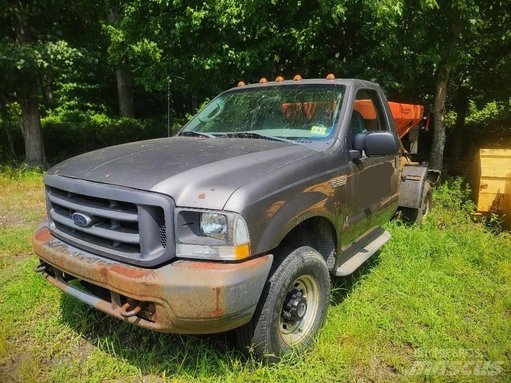 Ford F 350 Kapali kasa kamyonlar