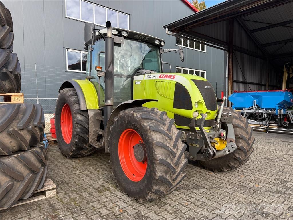 CLAAS Ares 697 ATZ Traktörler