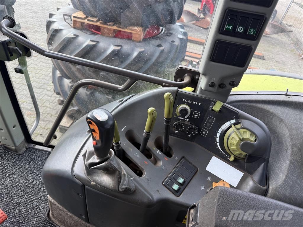 CLAAS Ares 697 ATZ Traktörler