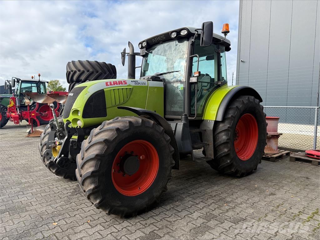 CLAAS Ares 697 ATZ Traktörler