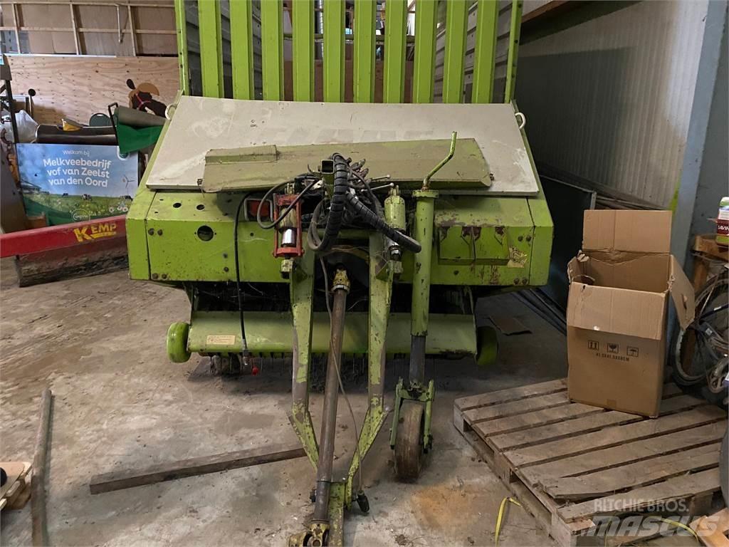 CLAAS Sprint 335 P Kendi yükler römorklar