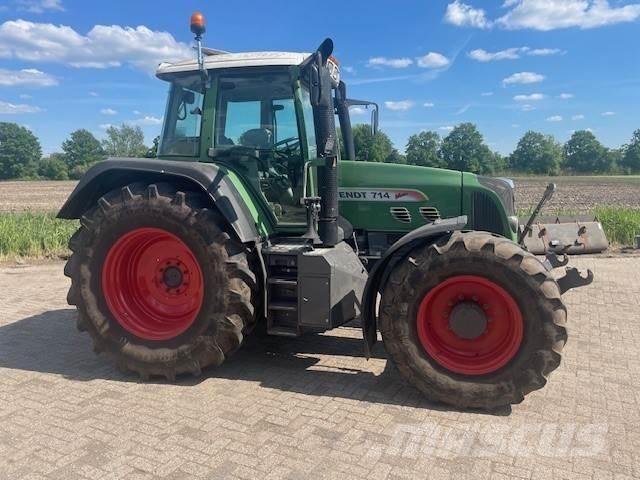 Fendt 714 Com3 Traktörler