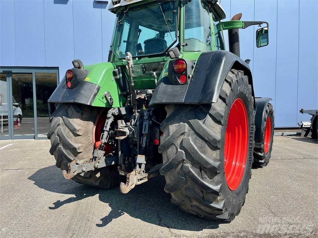 Fendt 718 COM3 Traktörler