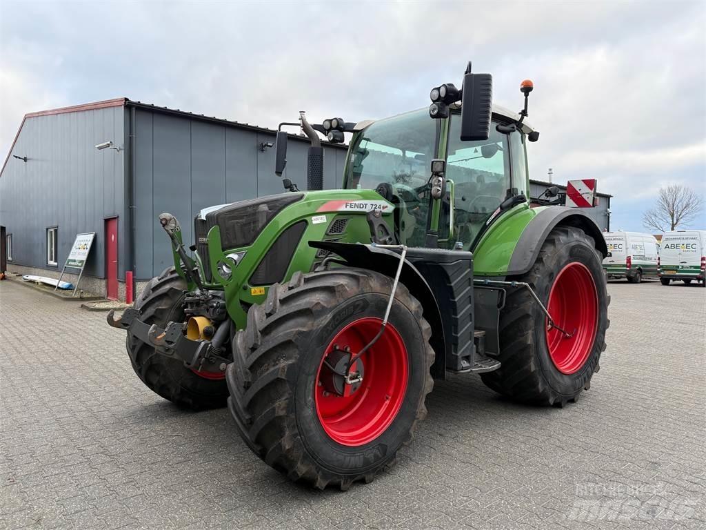 Fendt 724 S4 Traktörler