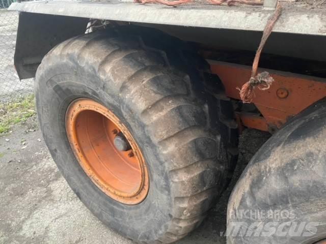 Jako 10000 Sivi gübre ve ilaç tankerleri