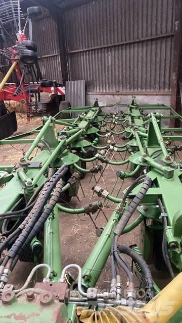 Krone KWT 15.02/14 Kombine tirmiklar
