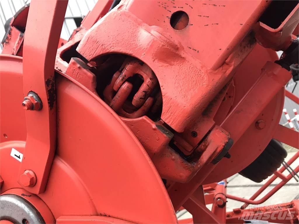Kuhn GF 10802 T Kombine tirmiklar