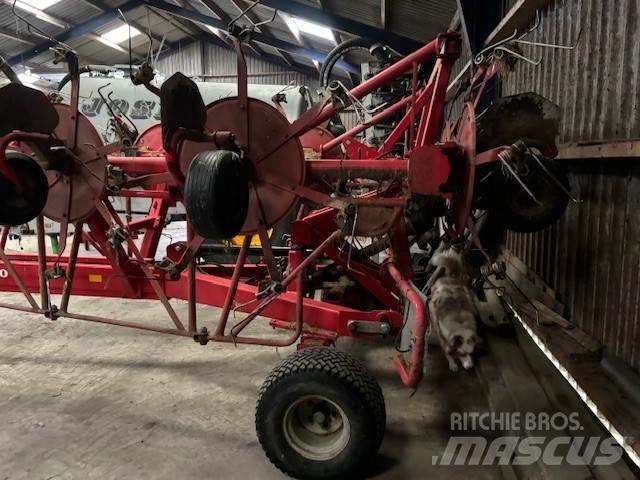 Lely Lotus 1020 Kombine tirmiklar