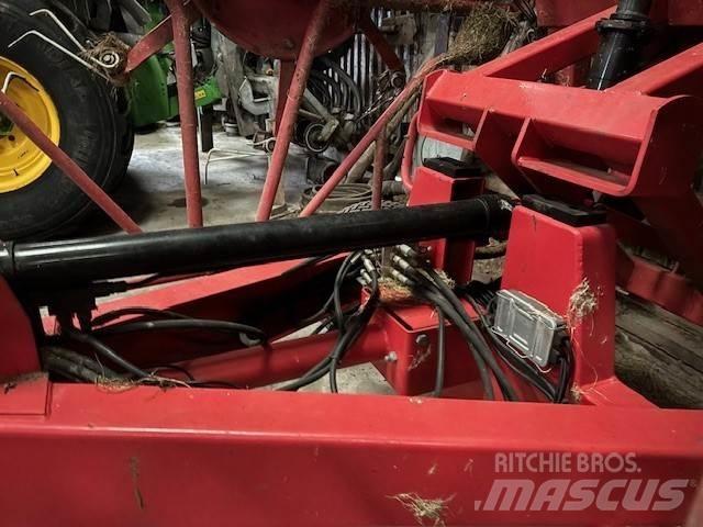 Lely Lotus 1020 Kombine tirmiklar