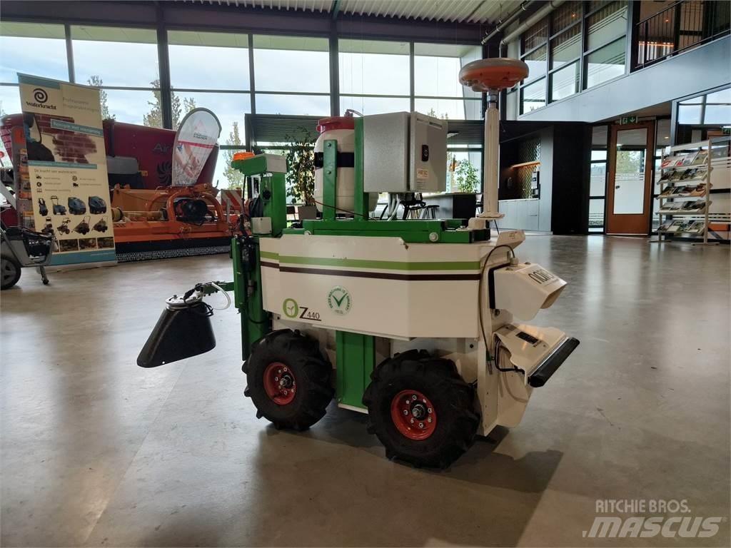  Naio OZ Robot Diger tarim makinalari