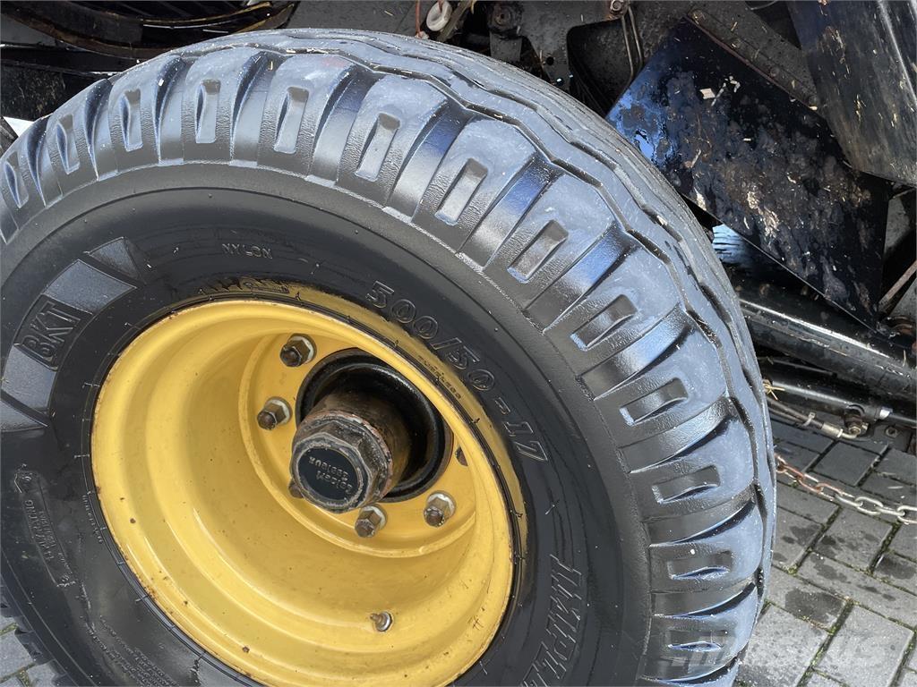 New Holland BB960 Küp balya makinalari