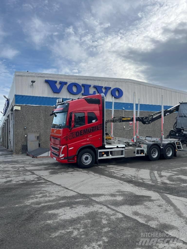 Volvo Timmerbil Tomruk kamyonlari