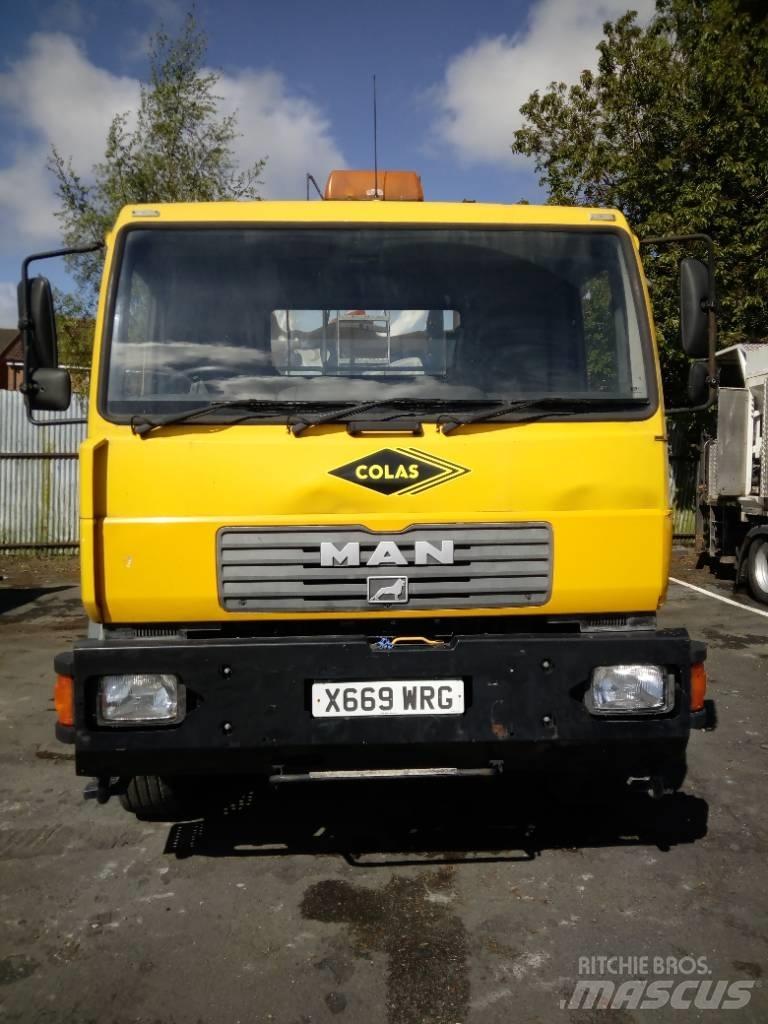 MAN Spray tanker Diger
