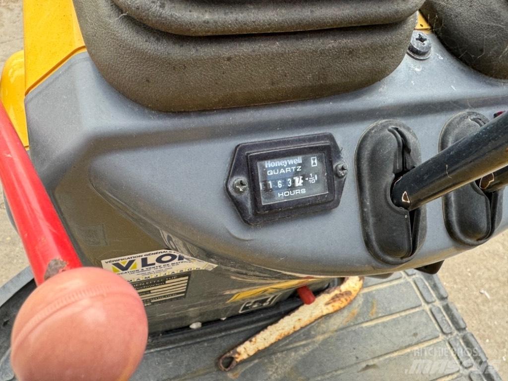 Yanmar SV08 (AH918) Mini ekskavatörler, 7 tona dek