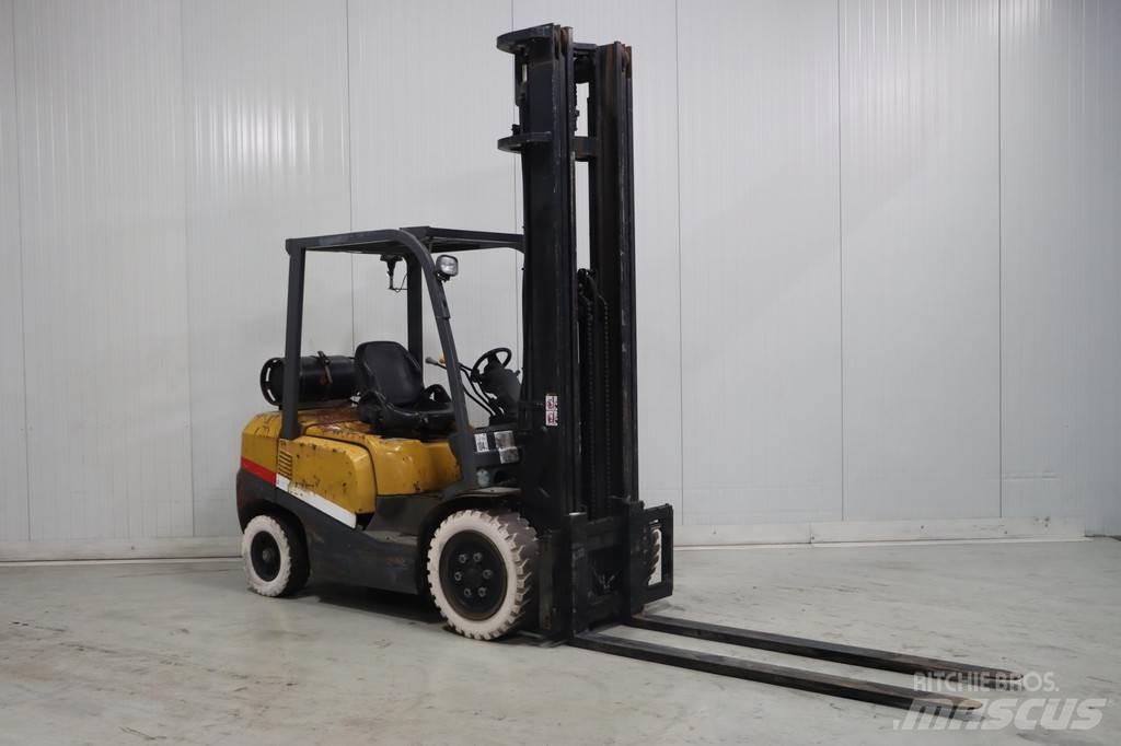 TCM FG30T3 LPG'li forkliftler