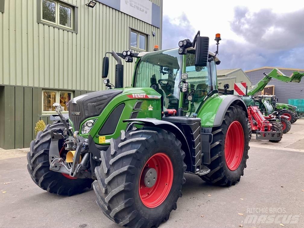 Fendt 724 Profi Plus Traktörler