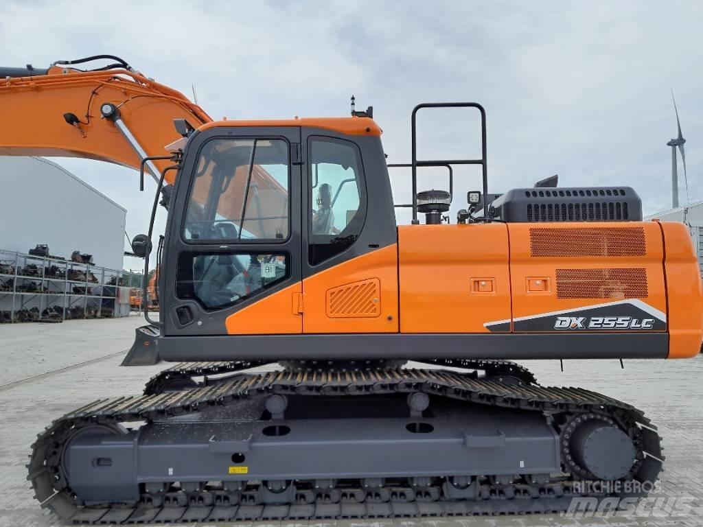 Doosan DX 255 NLC-7 Paletli ekskavatörler