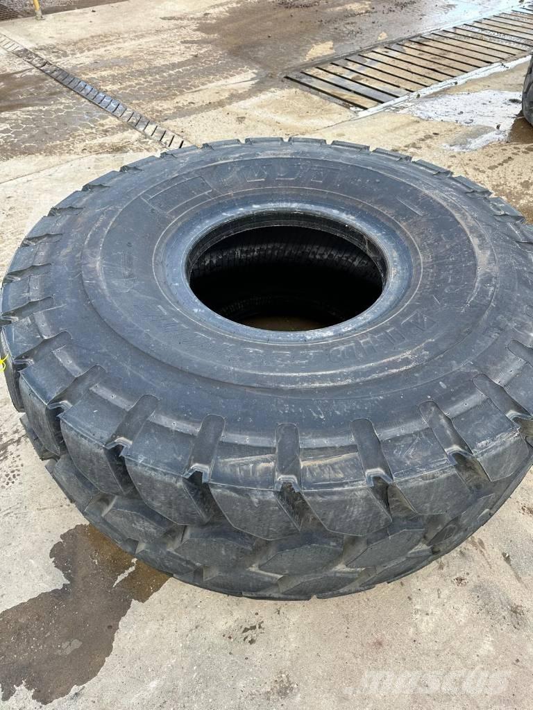 Bridgestone 26.5R25 Lastikler