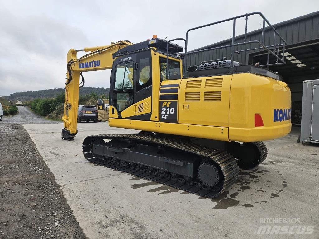 Komatsu PC 210 LC-10 Paletli ekskavatörler