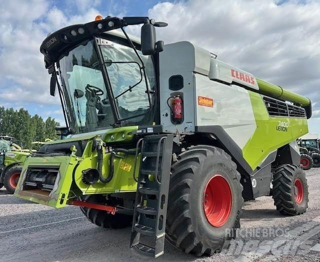 CLAAS LEXION 7400 Biçerdöverler
