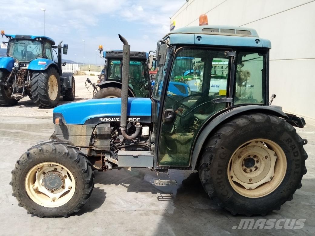 New Holland TN 90 F Traktörler