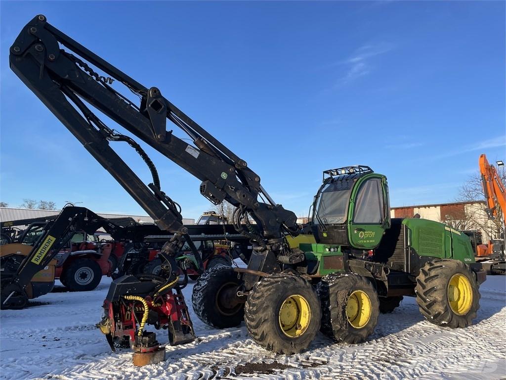 John Deere 1270E Biçerdöverler