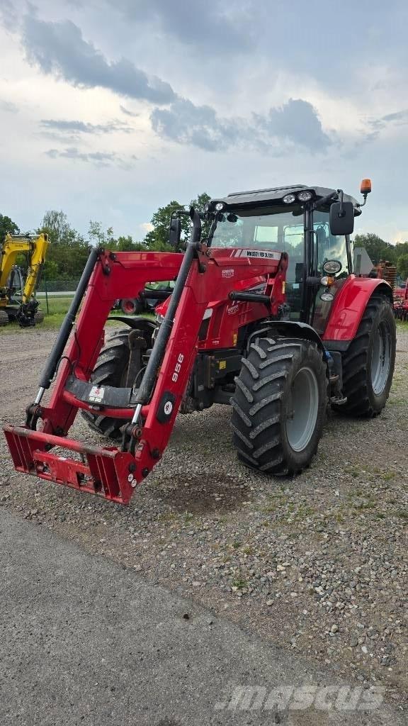 Massey Ferguson 5713 Traktörler
