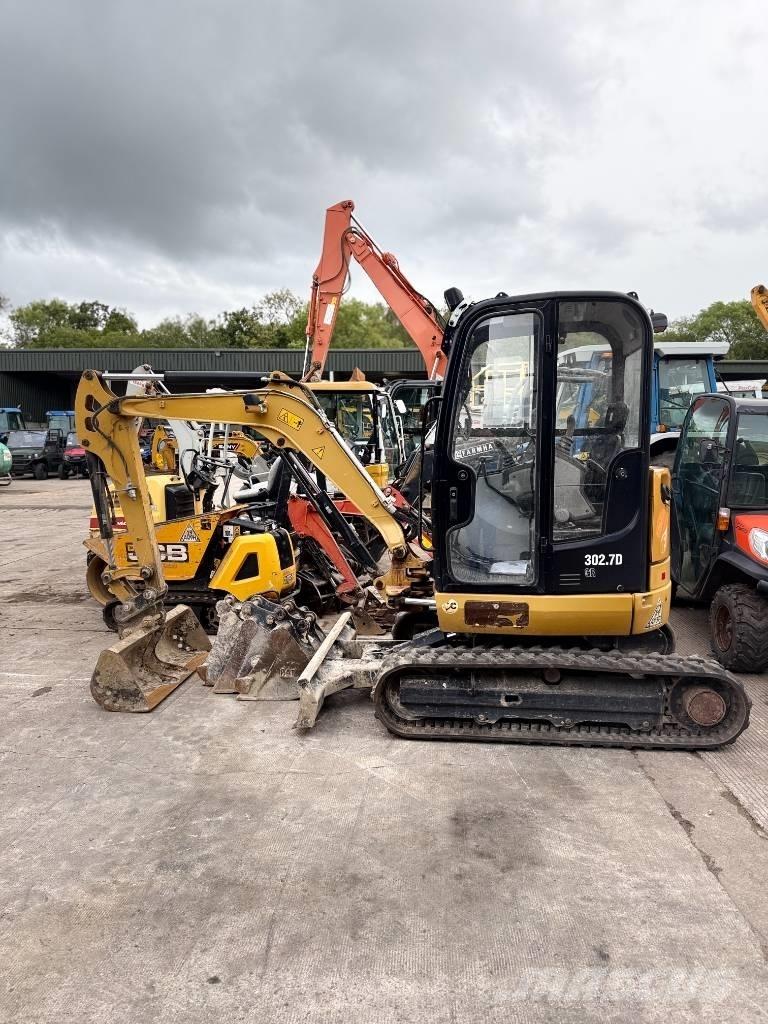 CAT 302.7 D CR Mini ekskavatörler, 7 tona dek