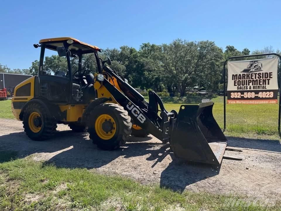 JCB 407 Tekerlekli yükleyiciler