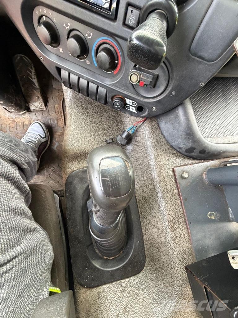 Burtec TSU 4500 Bitüm pülverizatörleri