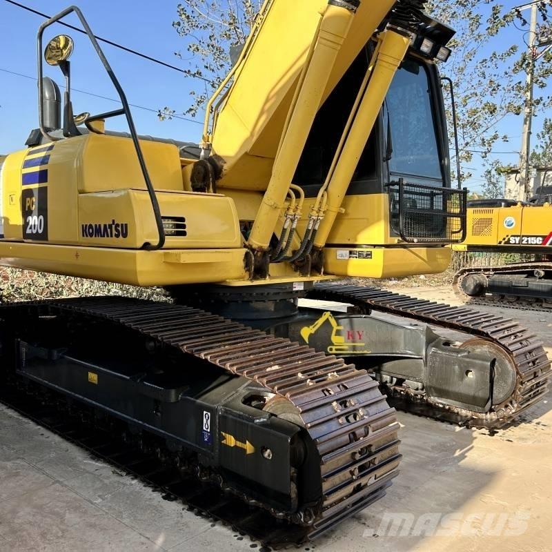 Komatsu PC 200-8 Paletli ekskavatörler