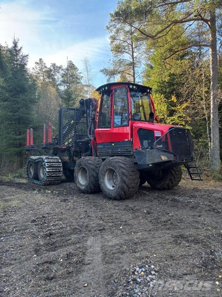 Komatsu 845 Tomruk yükleyici traktörler