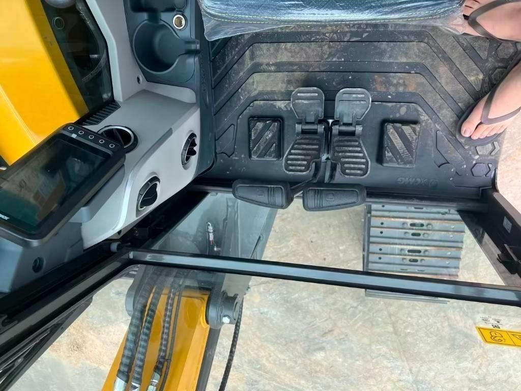 XCMG XE 55 GA Paletli ekskavatörler