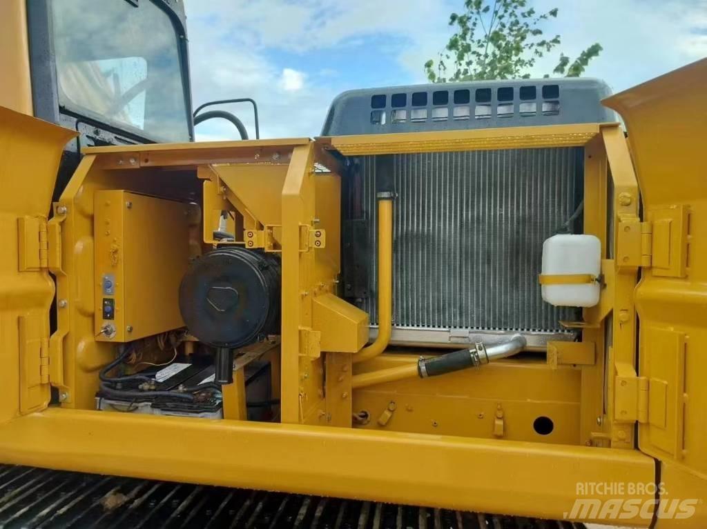 CAT 320 B L Paletli ekskavatörler