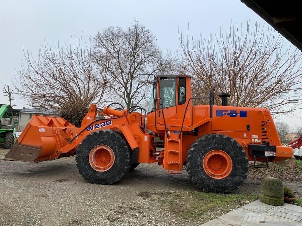 Fiat-Hitachi W230 Tekerlekli yükleyiciler
