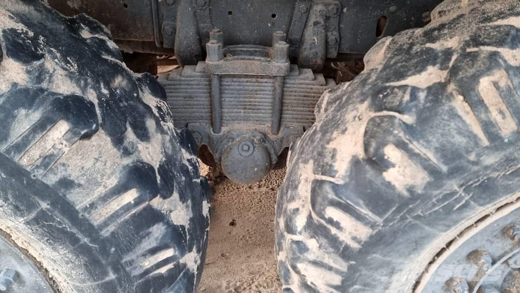 ZIL 157 K 6x6 Kapali kasa kamyonlar